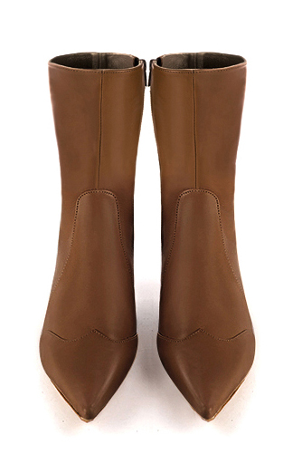 Caramel brown women's ankle boots with a zip on the inside. Pointed toe. Low flare heels. Top view - Florence KOOIJMAN